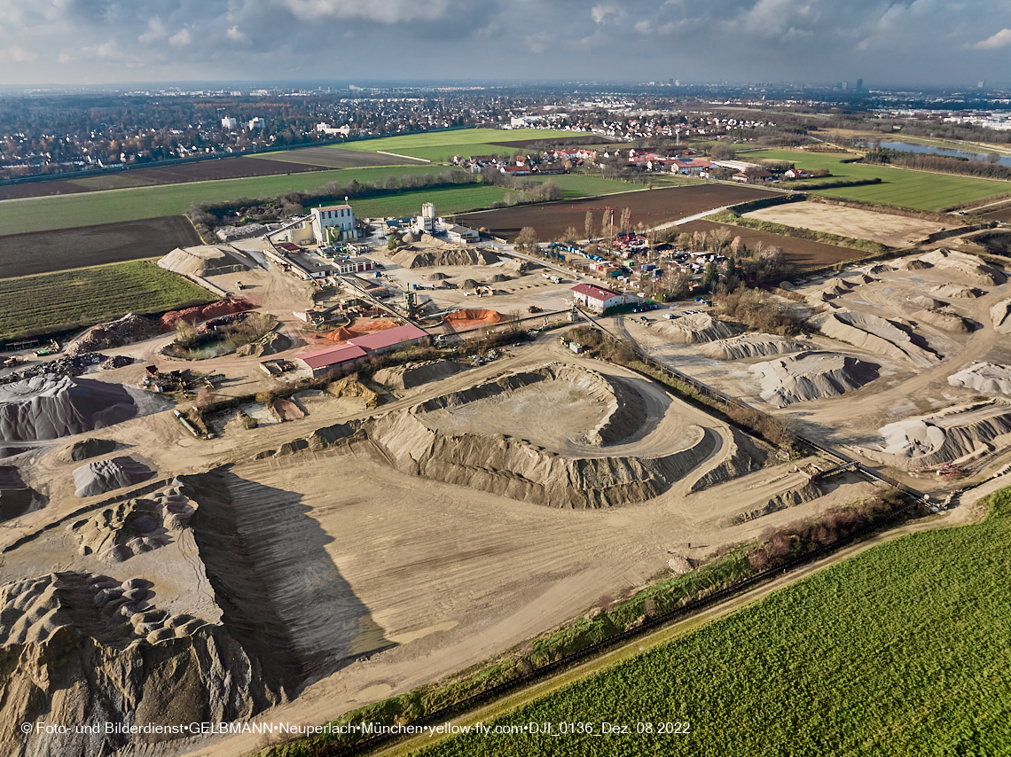 08.12.2022 - Quetschwerk - DEMOS-Wohnbau - Bauplatz in Gronsdorf 08.12.2022 - Quetschwerk - DEMOS-Wohnbau - Bauplatz in Gronsdorf